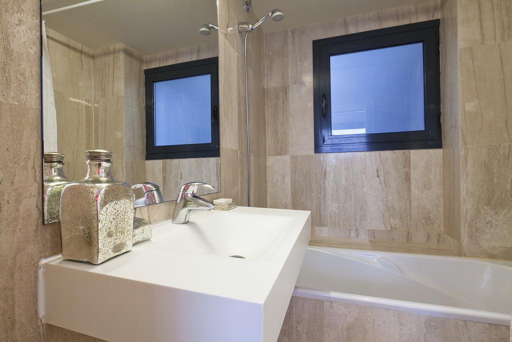 Apartment Barcelona Rentals - Private Pool And Garden Center Pokoj fotografie